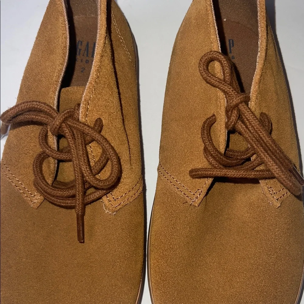 GAP Kids Tan Suede Chukka Cognac‎ Lace-Up Boots
